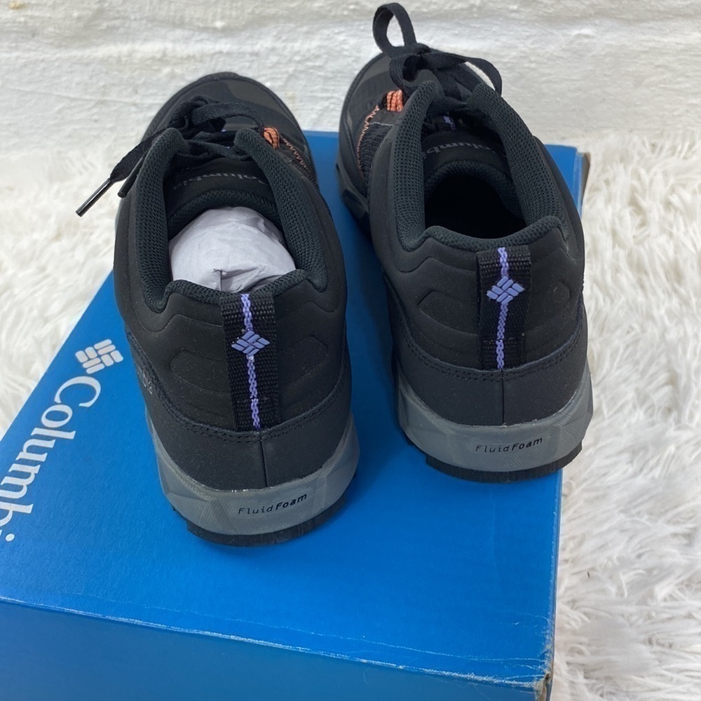 NIB Columbia Flow District Shoes - Picture 7 of 9